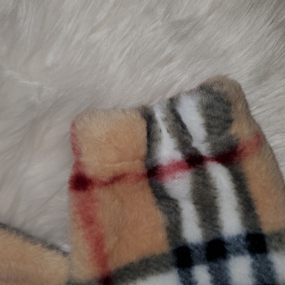 Honey & Sparkle Faux Fur Plaid Cropped Hoodie - Picture 10 of 11